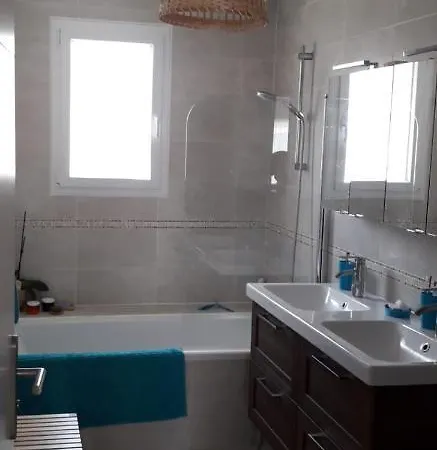 Chez Valerie Ch2 Séjour chez l'habitant Vergèze
